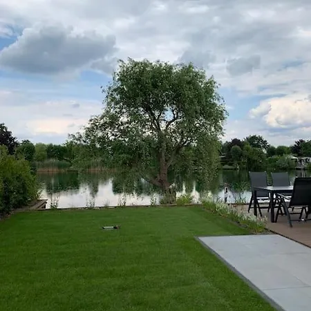 Casa de Férias Luxe Vakantiewoning In De Betuwe *